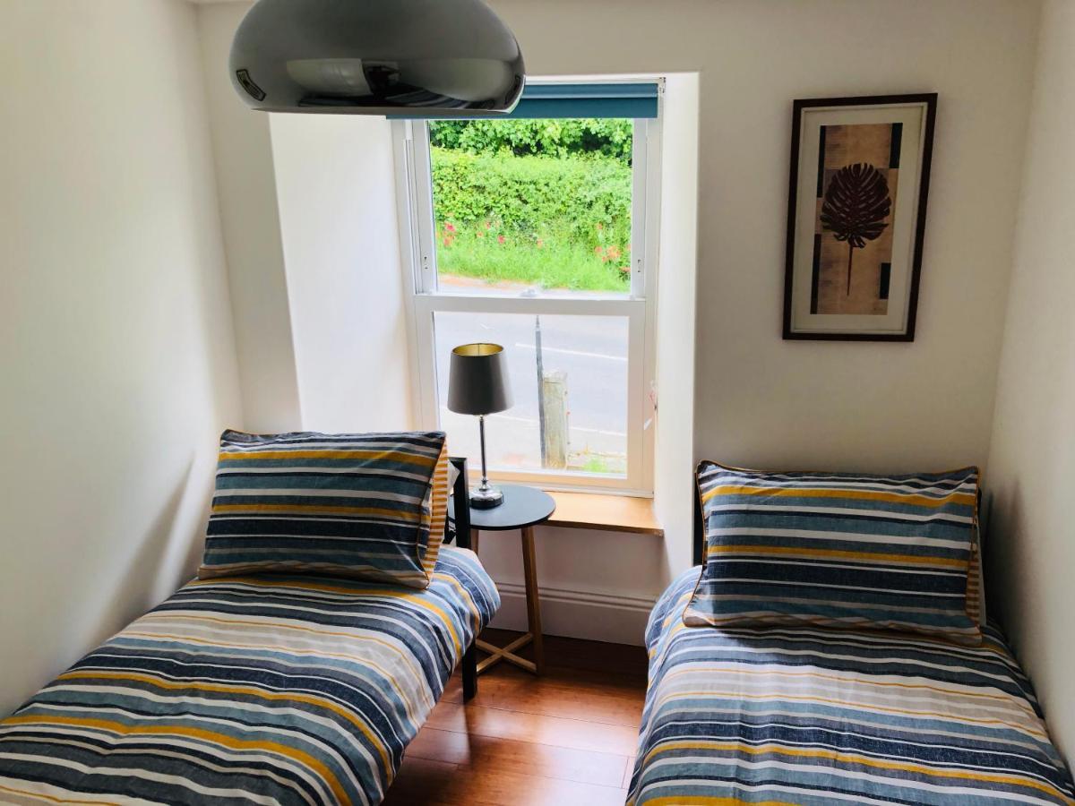 Mount Cottage Newcastle Emlyn Εξωτερικό φωτογραφία